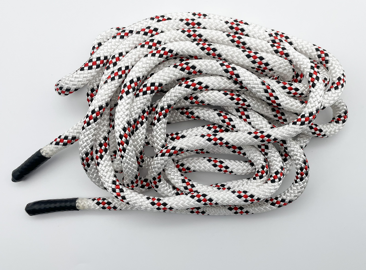 Circumferential rope for one-piec basket stretcher